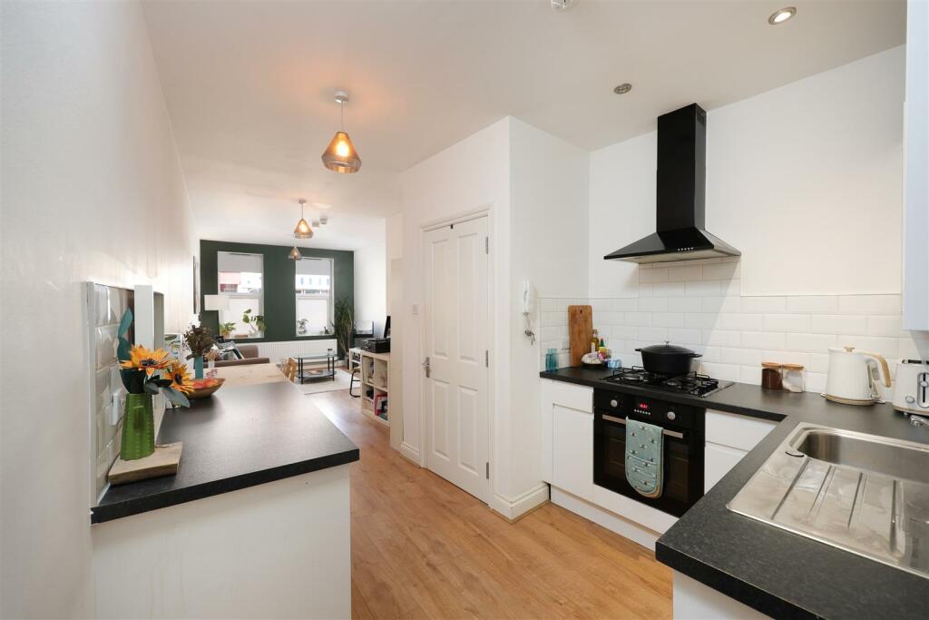 2&#64;85 North Road 11.JPG