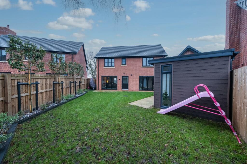 8 Mulberry Avenue-039.jpg