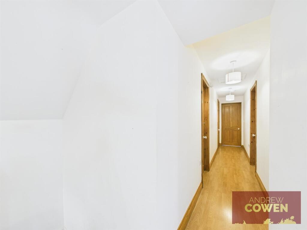 CAM03358G0-PR0206-STILL026.jpg