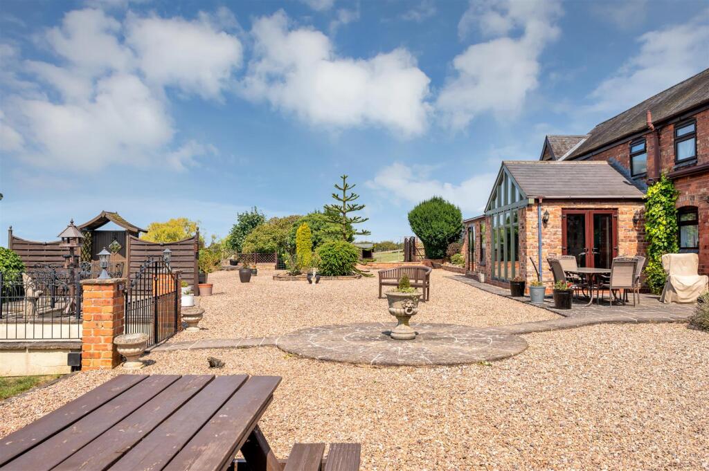 The Covert, Elton WEB PH-34.jpg