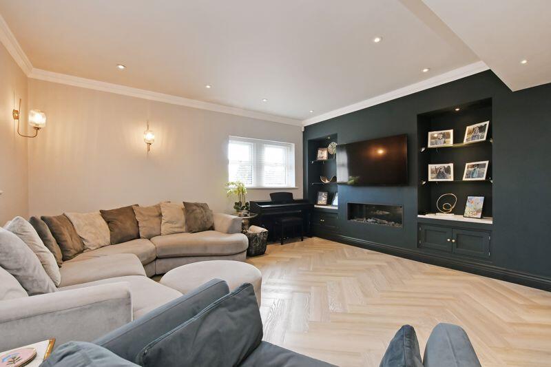 Open Plan Dining / Kitchen / Living