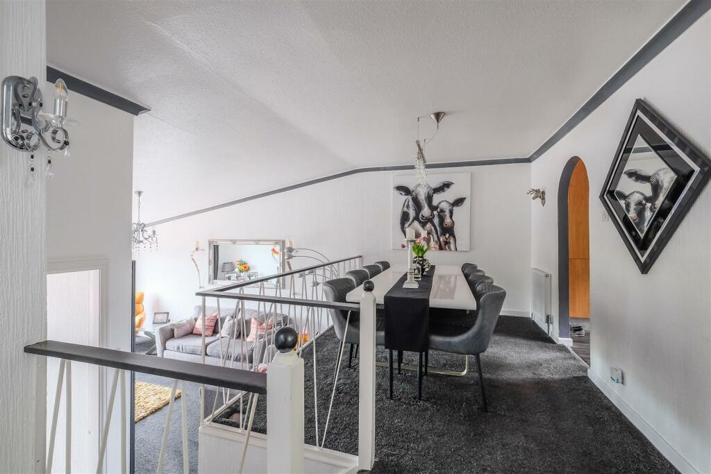Dining Mezzanine