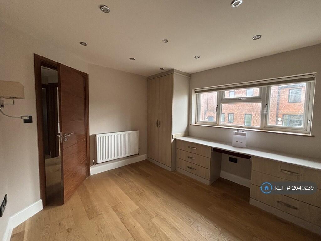 Master Bedroom Wardrobes