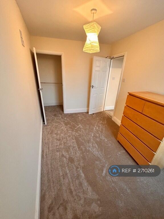 Single Bedroom