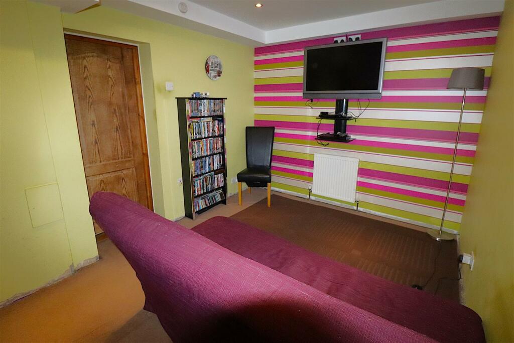 Games Room With Storage (Garage Room)