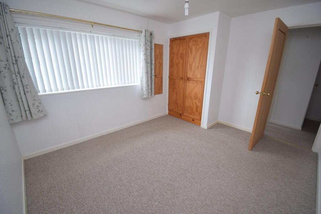 Bedroom 2.JPG