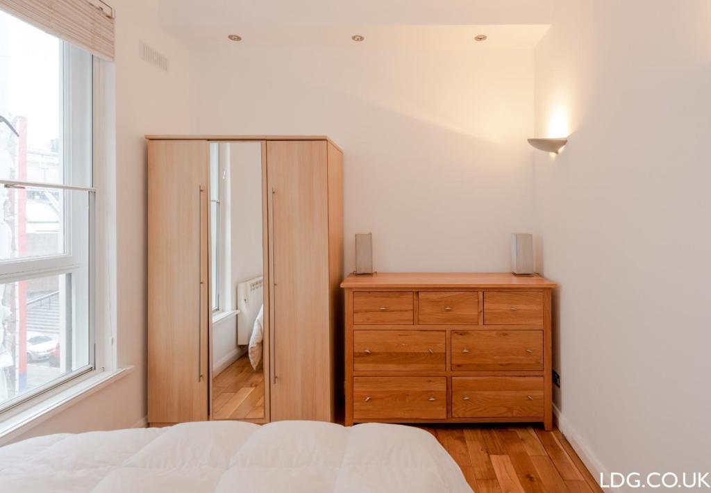 7 Marshall House - high res-03.jpg