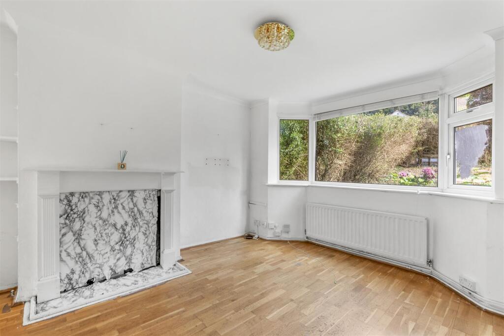 39 Terryfield Road, HP13 7RY-6.jpg