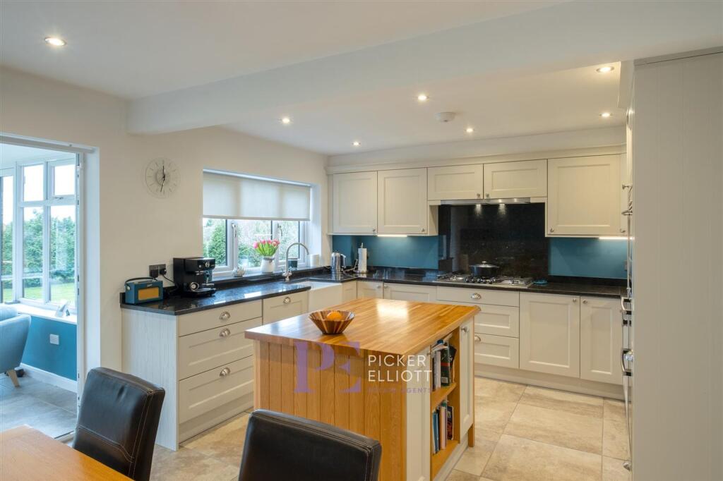 Living dining Kitchen