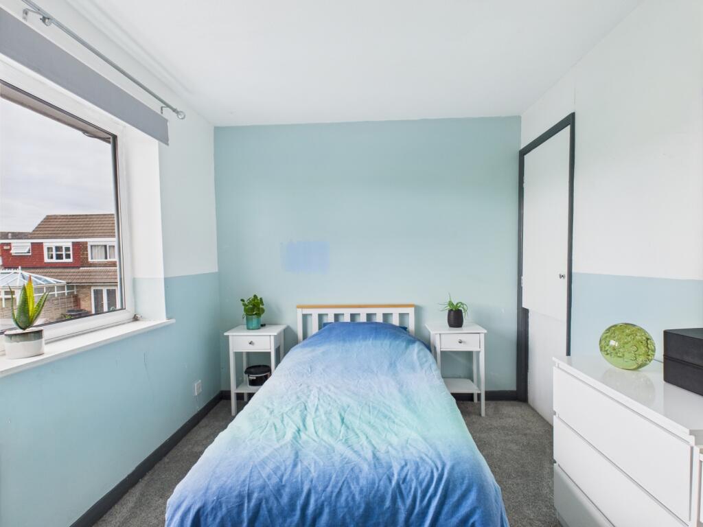 CAM03729G0-PR0055-STILL015