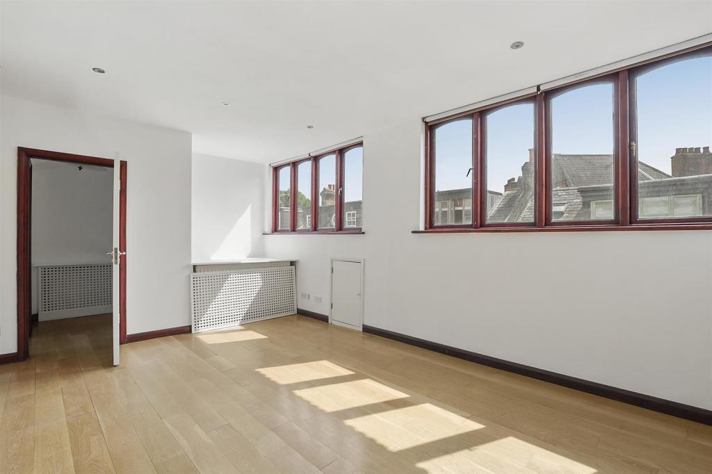 12 Eton Garages, Lambolle Place - NSbPLRIpXiM6VAbx