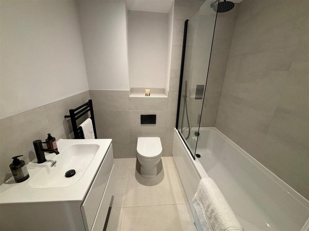 abbots gate pictures 3.jpg