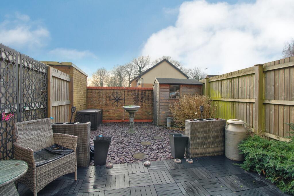 5B562C21-413F-4A3C-9200-77AFC87B5E3C