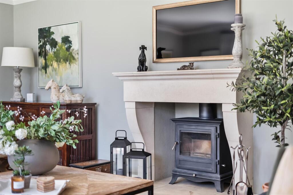 Living Room (4)