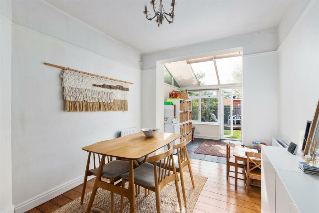 Mostyn Road SW19 (10).jpg