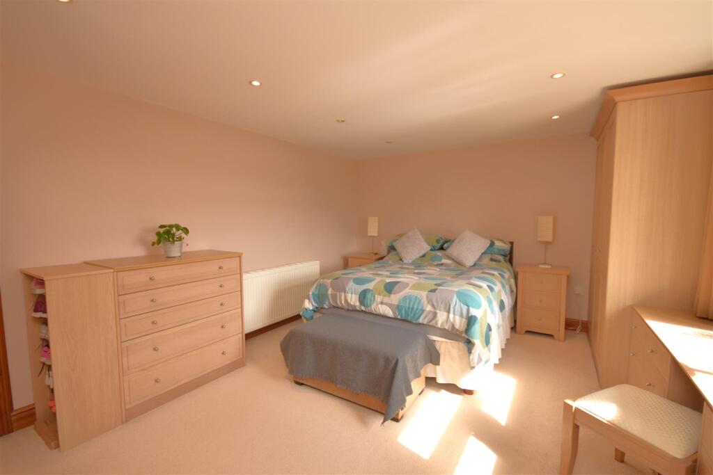 DSC_0849 - Copy (2).JPG