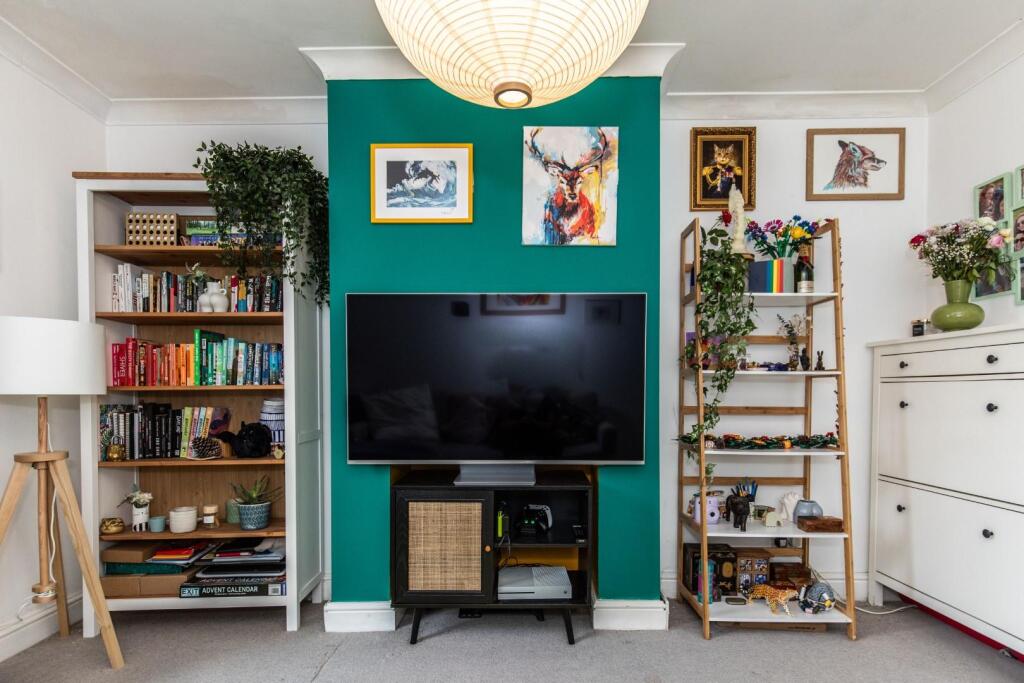 Lounge-Dining Room-35.jpg