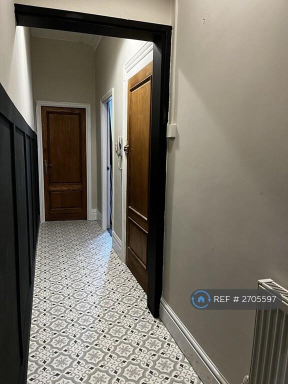 Hallway/Entrance