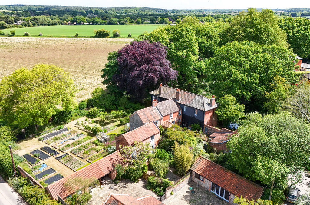 1-682f56a03c9bd-1...