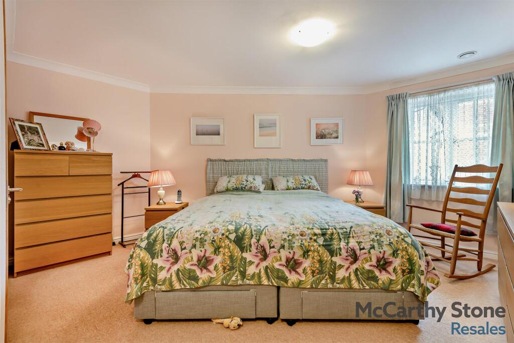 8658828-interior01-800.jpg