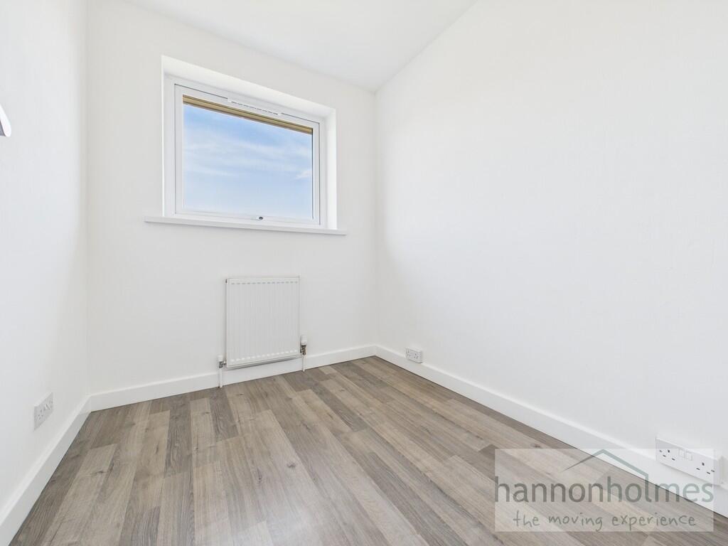 CAM05283G0-PR0032...