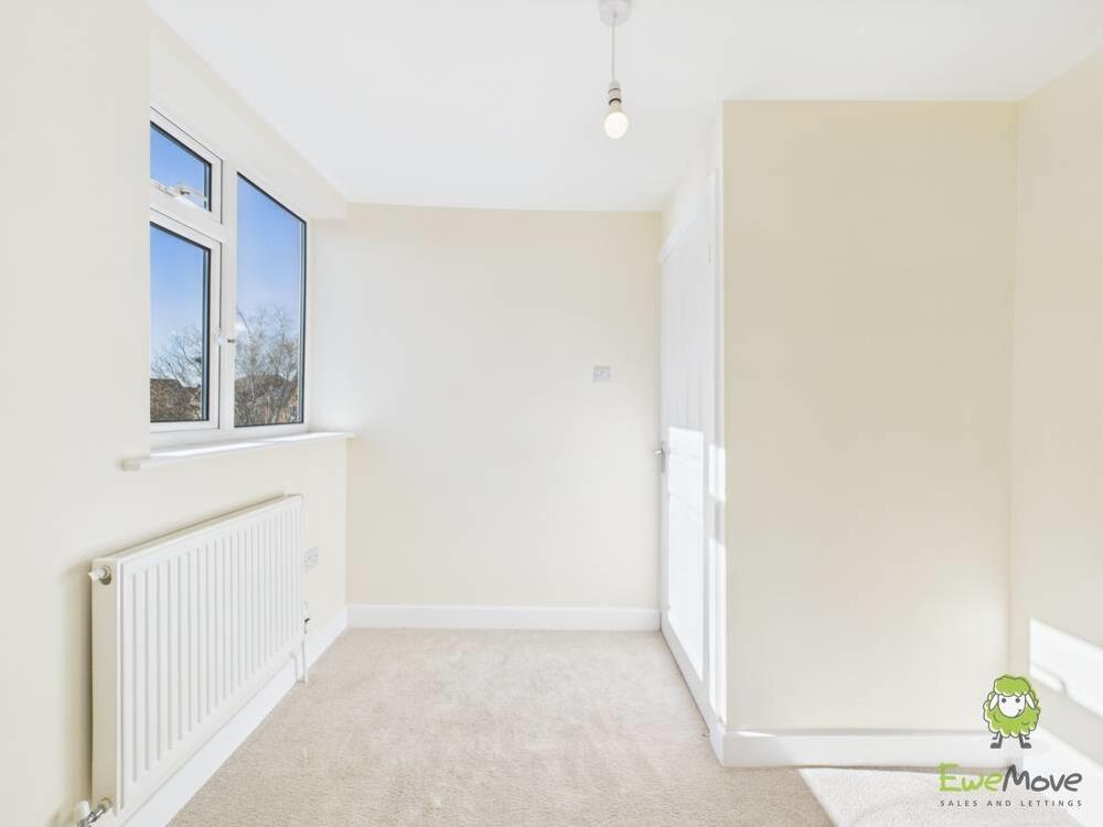 Bedrooms 3