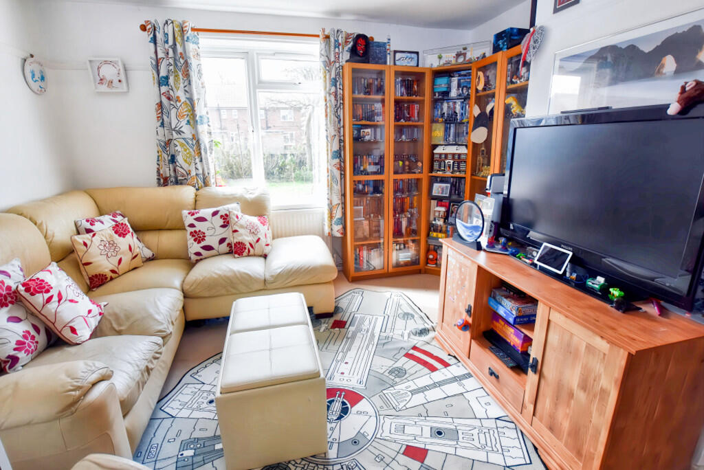 Lounge 2
