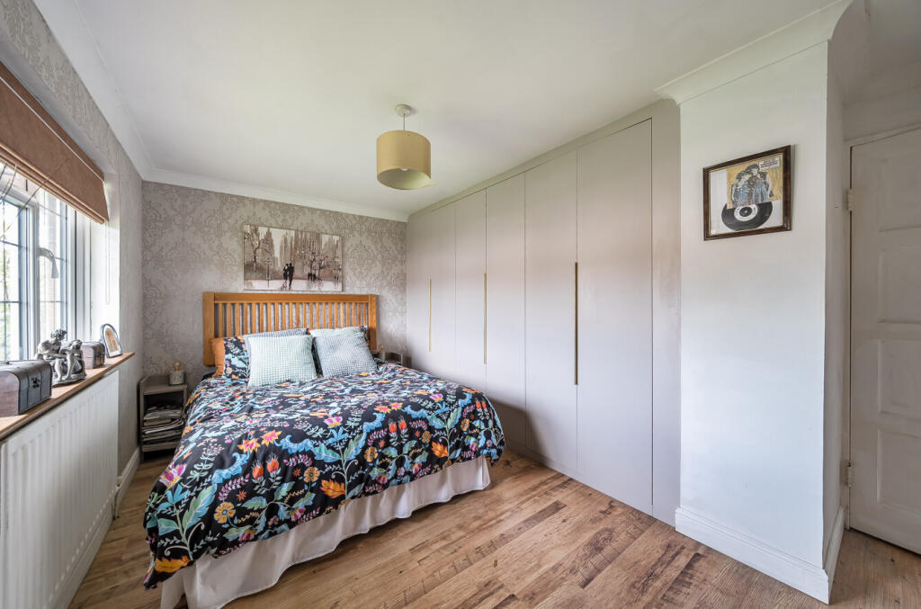 1375881-22-691481...