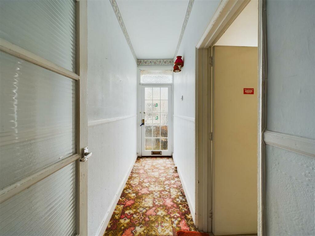 ENTRANCE HALL