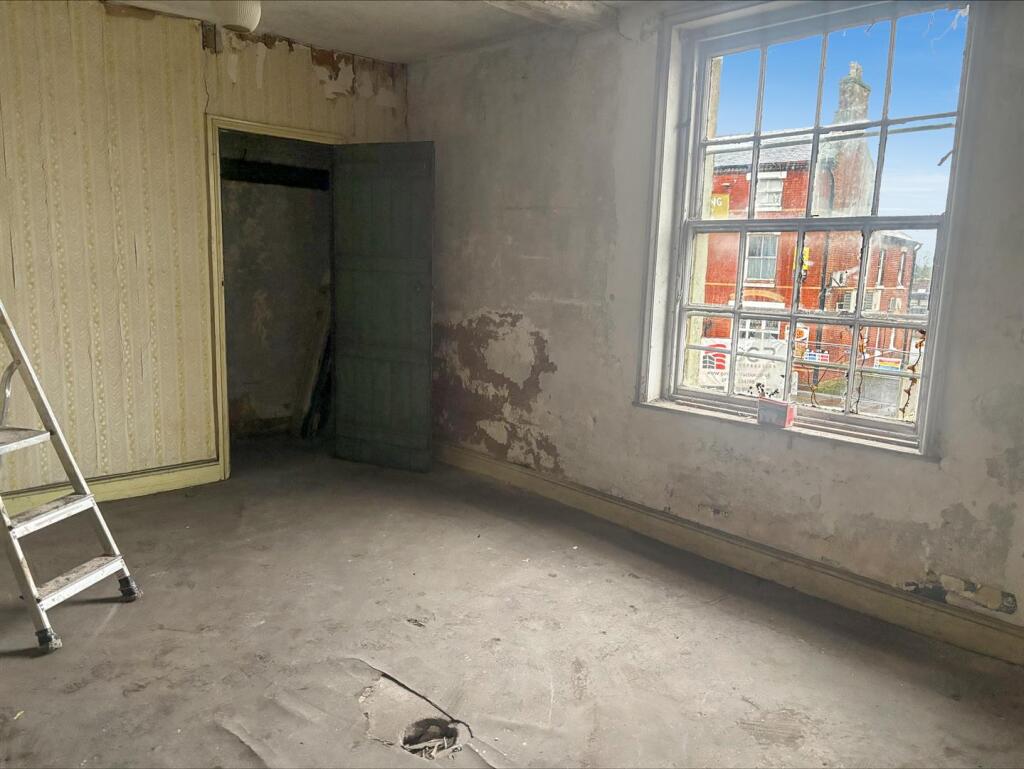 Rear Bedroom or Bathroom