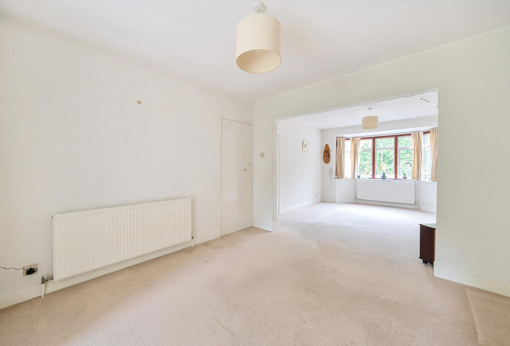 4-6819e536a642a-1...