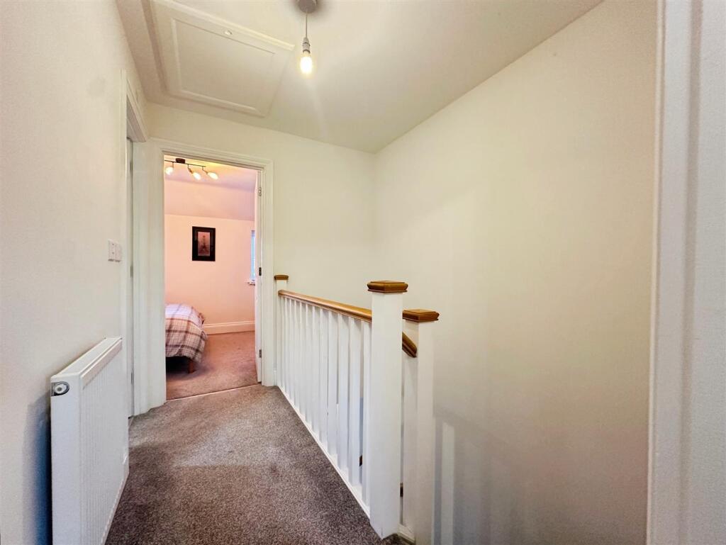 68dabd42--4178-B37E-E4EAC86BD87C-60458-000010E5EE6