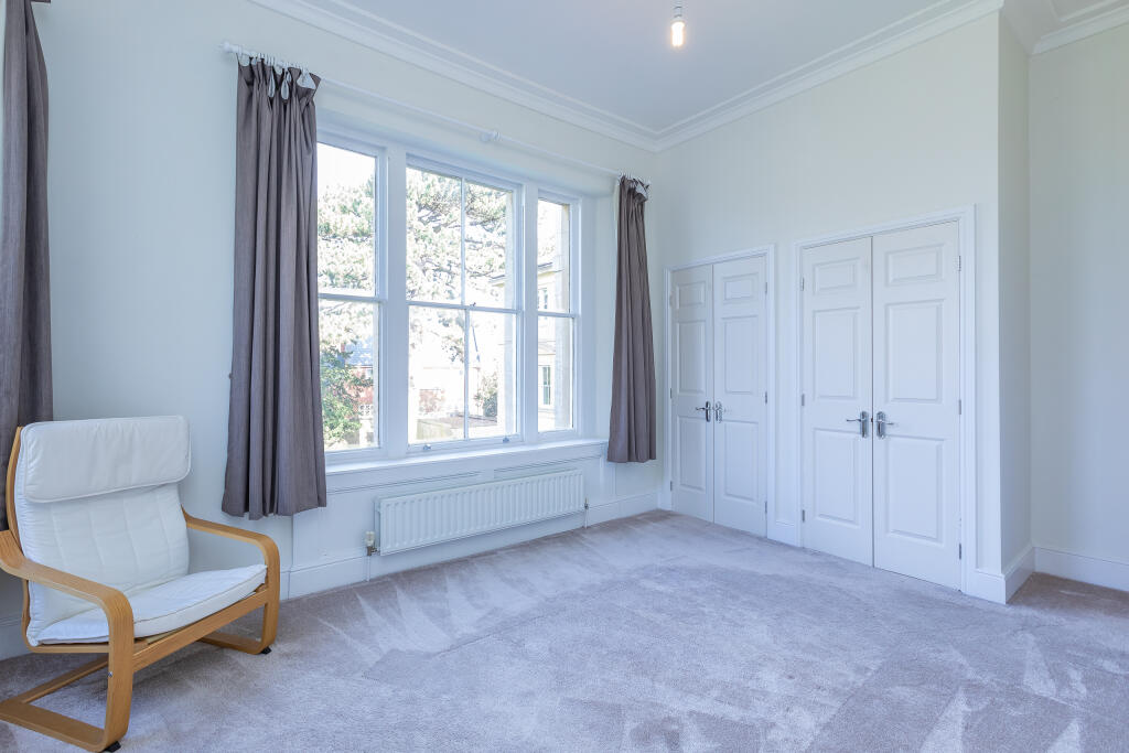 8 Repton Hall -20