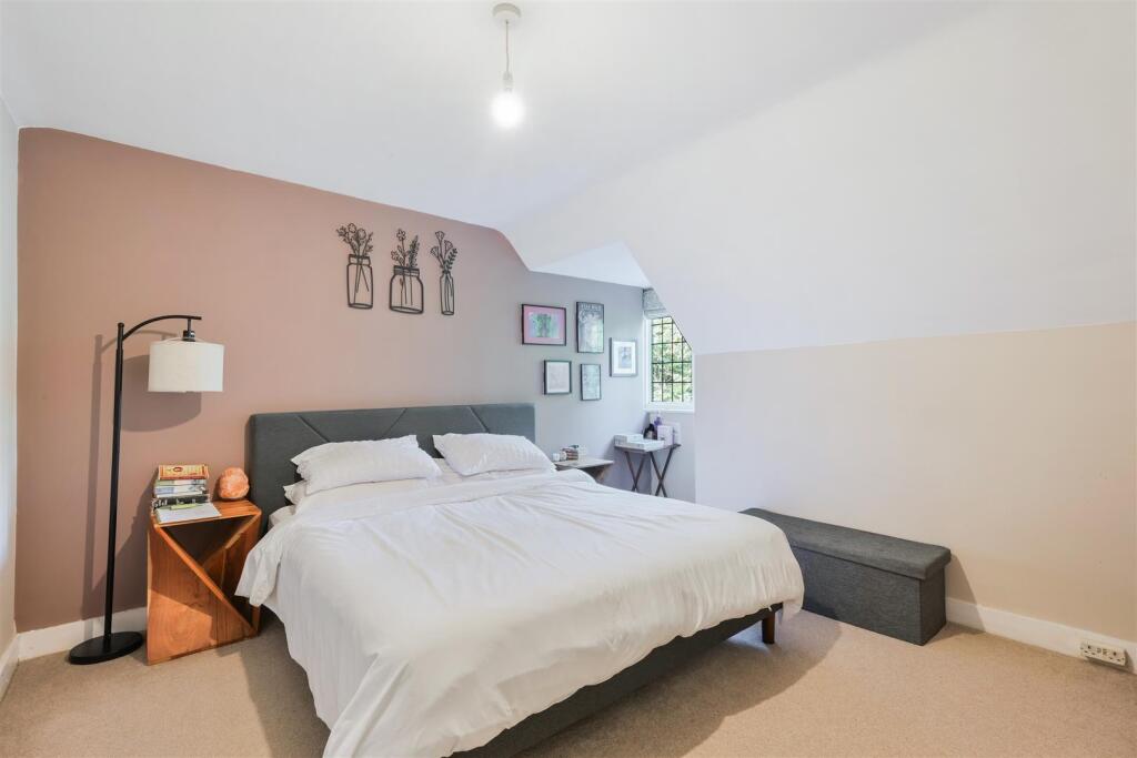 WONFORD HOUSE, 10 (2).jpg