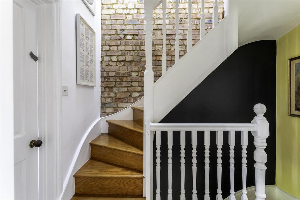 46 Hamilton Road,NW10 1NE-16.JPG