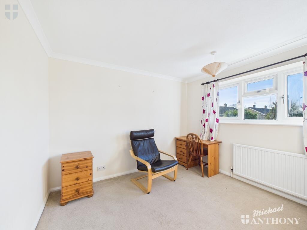 CAM03218G0-PR0557-STILL012