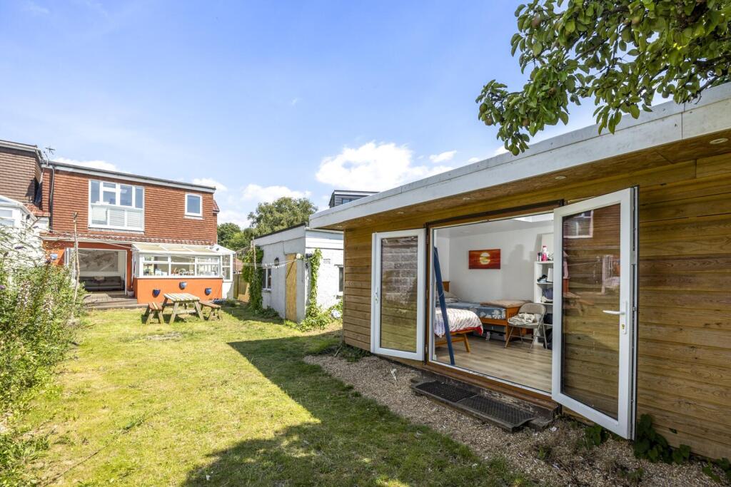 Rear Garden &amp; Cabin