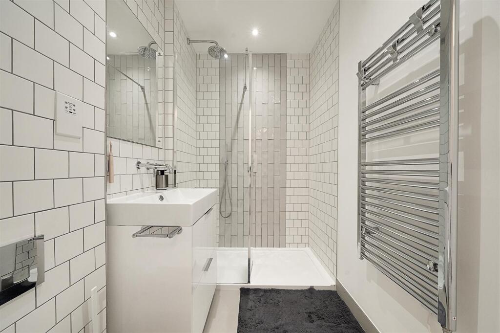 Flat 45, Bartram House - 4fbmxv2ZXfJAB4JozwIi.jpg