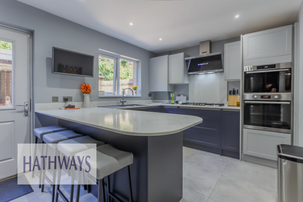 Fitted kitchen/diner