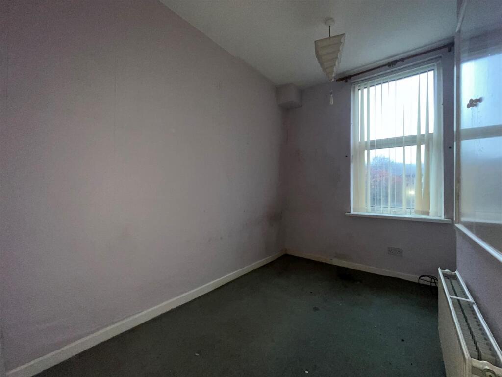 bedroom.jpg