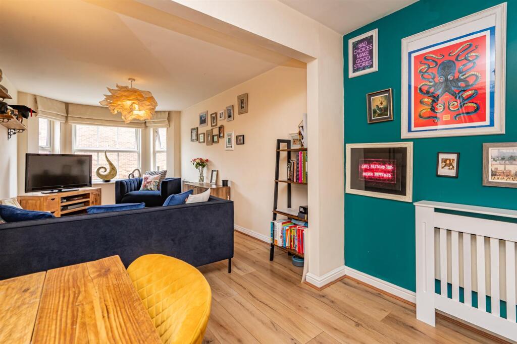 Dining Room / Lounge