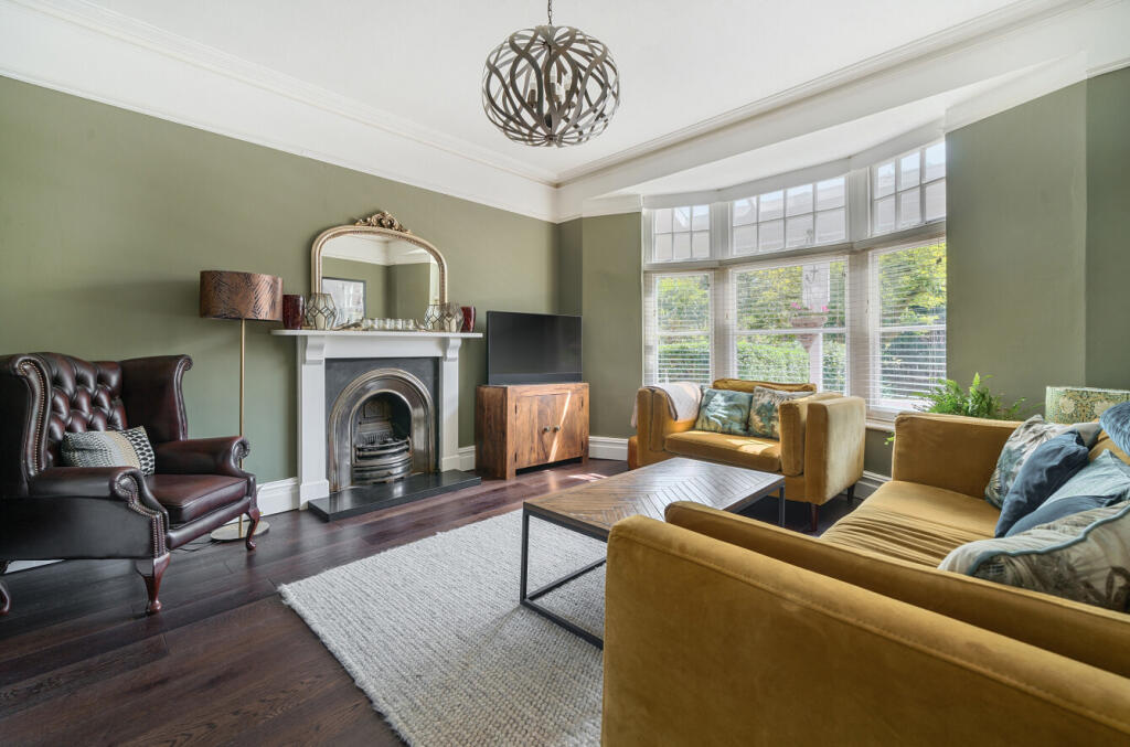 1288253-7-6824b35...