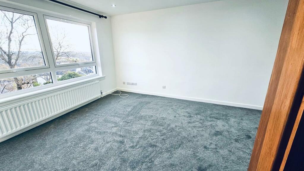 Lounge 2.jpg