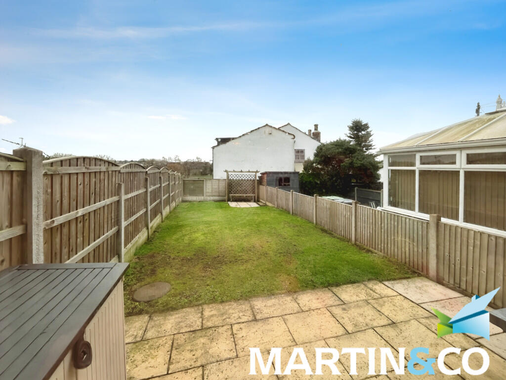 91ee1e22-IMG-2025...