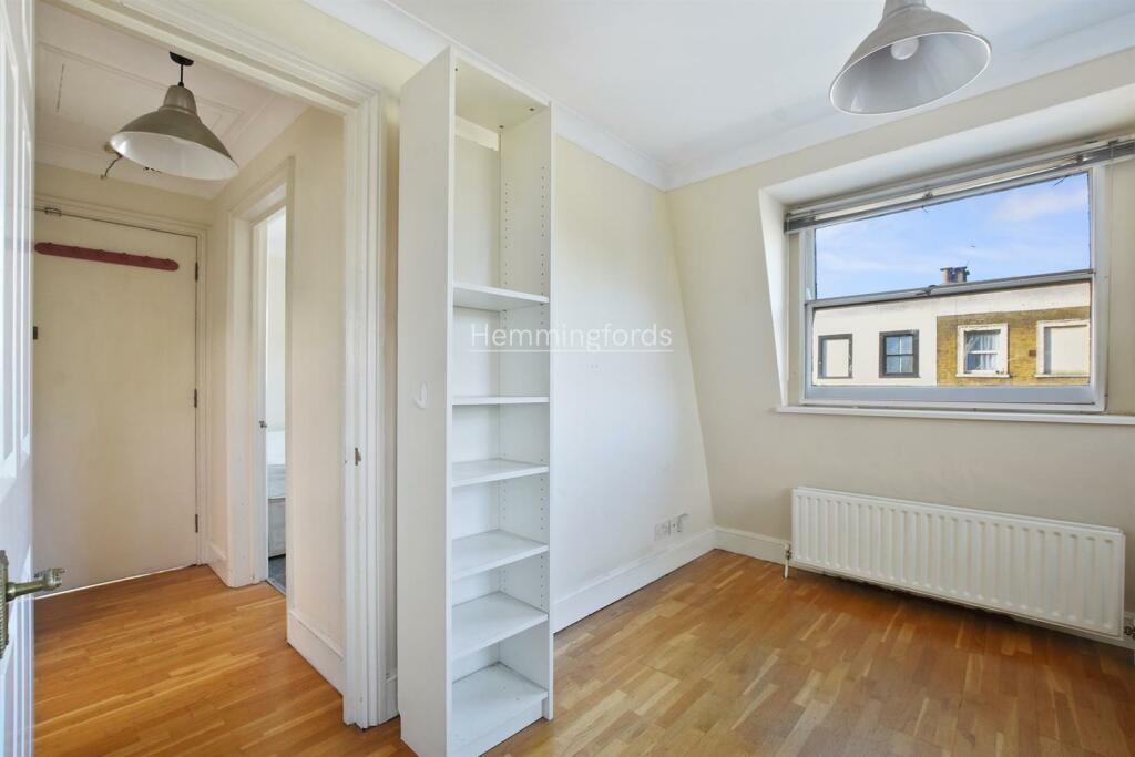 04-79b6GCHMF- Flat 3 128B Camden Road -Original (6