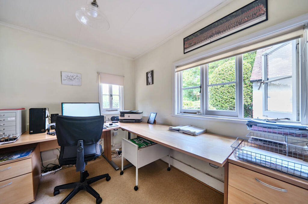 1313605-27-68546b...