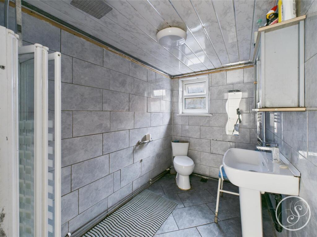 Lower Ground Bathroom