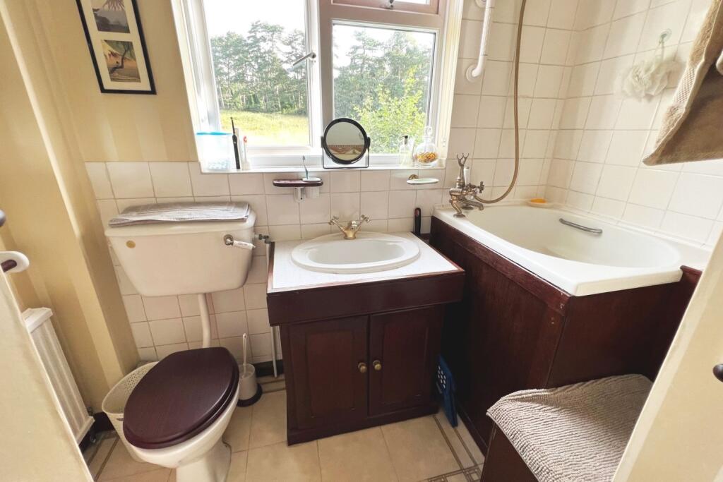 49 Silwood Road - Bath