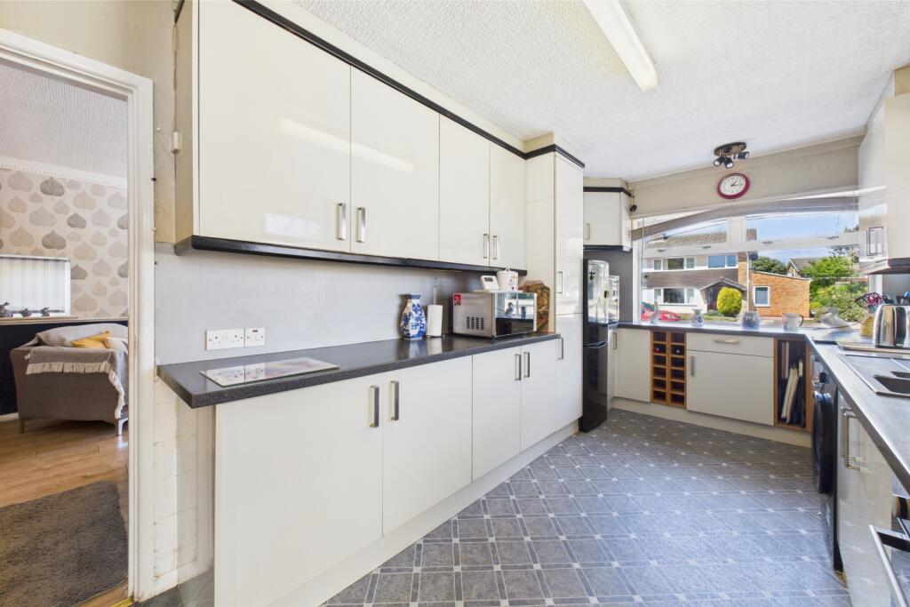 CAM03162G0-PR0265-STILL001