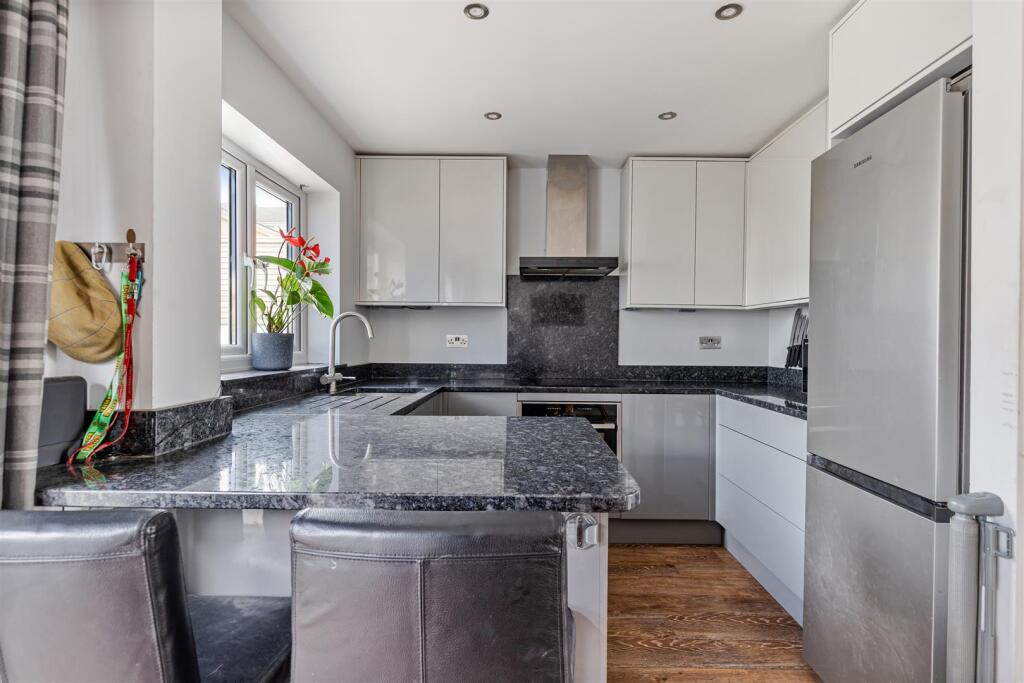 A14 - Elmwood Park Loddiswell - 250820.jpg